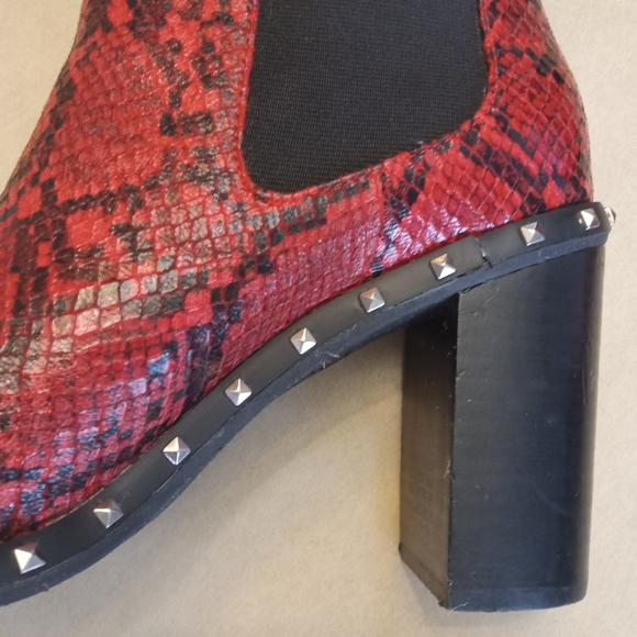 Charles David Dodger Red Snake booties Size 9.5 - Picture 9 of 11